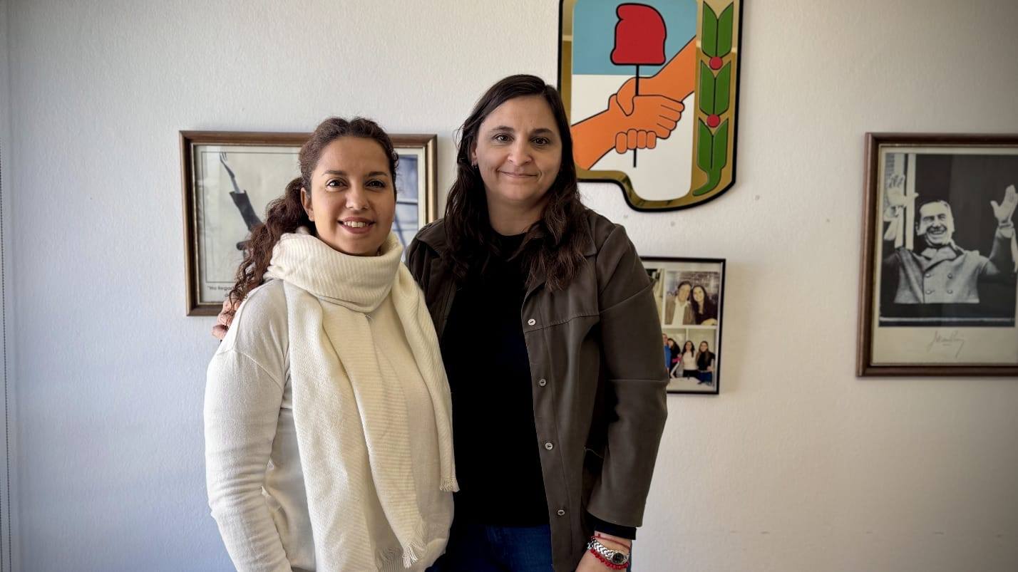 Compartí un valioso encuentro con María Ester Zani, presidenta de la Asociación Civil Pibes Esperanza, una organización sin fines de lucro que viene trabajando con enorme compromiso por un futuro mejor para niños, niñas, adolescentes y sus familias.