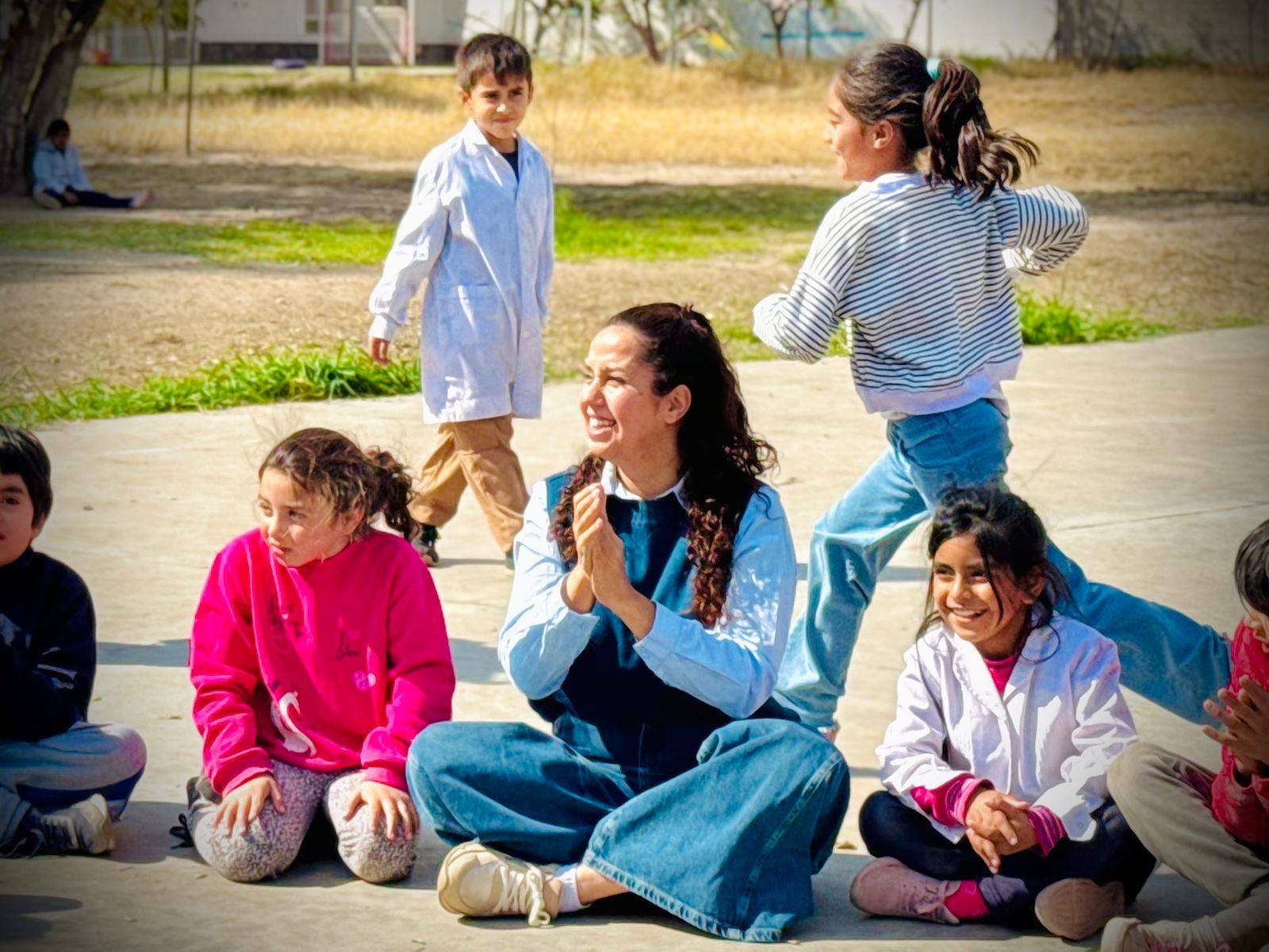 Velar por infancias libres y felices es tarea de todos, por eso celebramos su día de en la Escuela La Pampa.