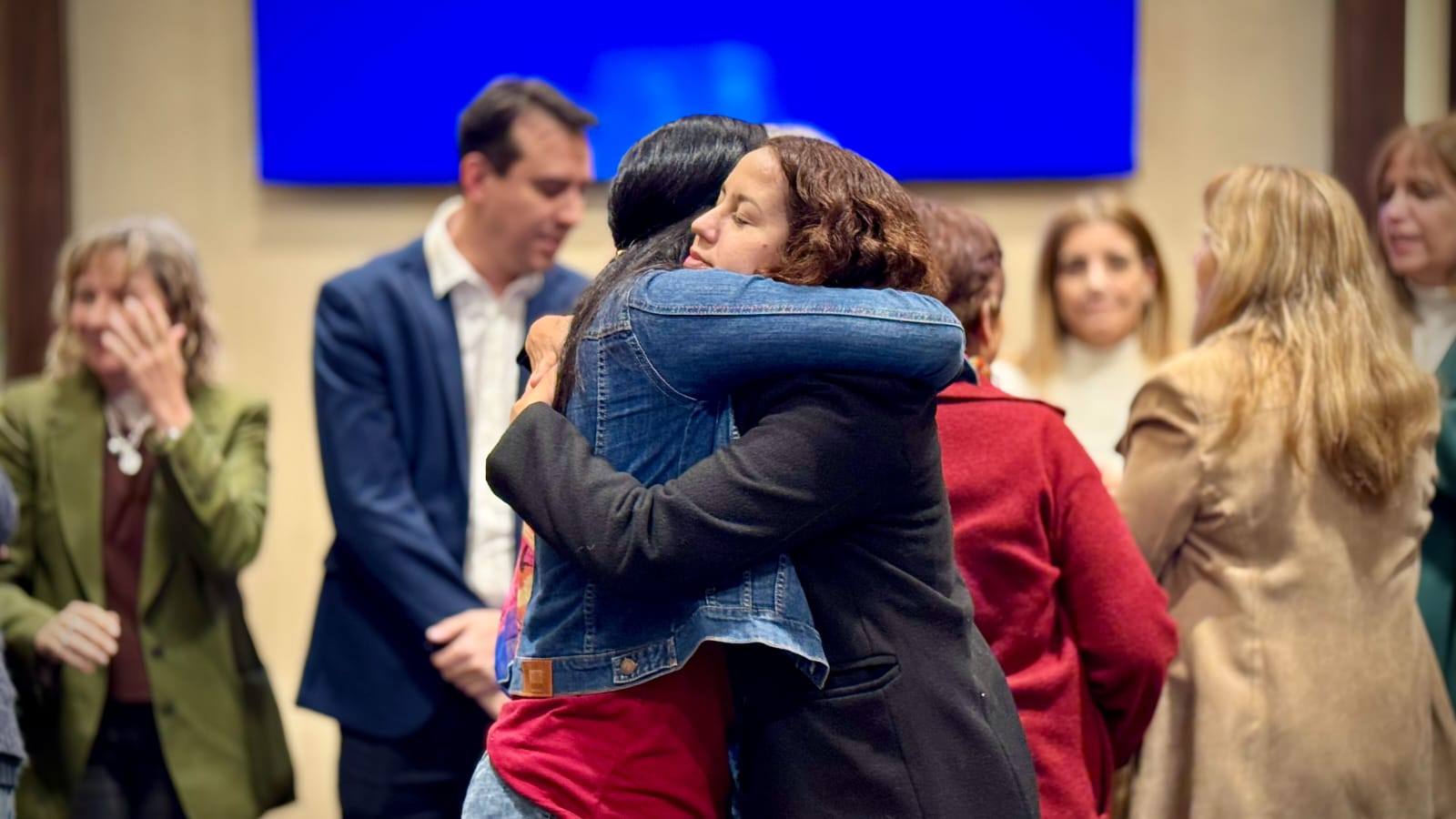 Con fondos de Mi Bingo Catamarqueño se realizó la entrega de $110 millones a clubes, asociaciones, centros culturales y entidades comunitarias en toda la provincia.