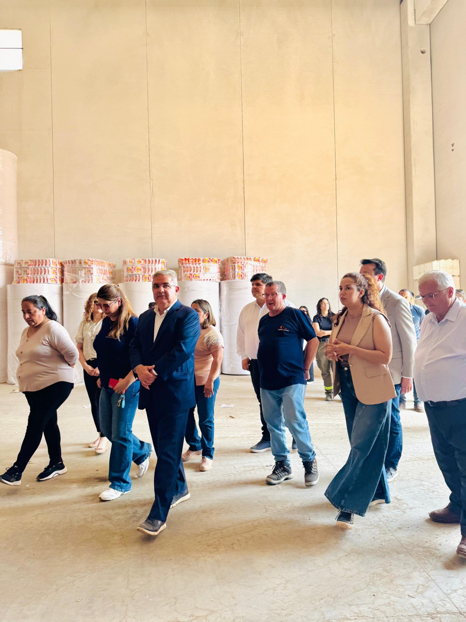 Seguimos visitando el interior, esta vez en Recreo, Icaño y Ancasti, acompañando a nuestra gente e inaugurando obras que transforman vidas, rutas que conectan, viviendas que cumplen sueños, escuelas que crecen, una planta cloacal que mejora la calidad de vida y espacios que fortalecen la producción.