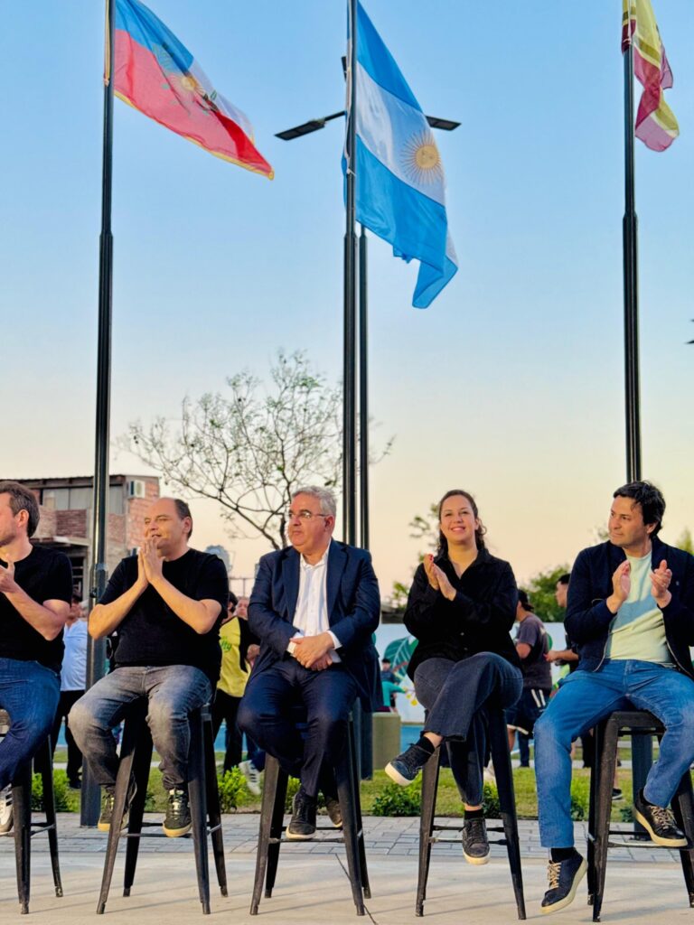 La plaza Las Acacias del barrio 23 de Abril ya luce renovada