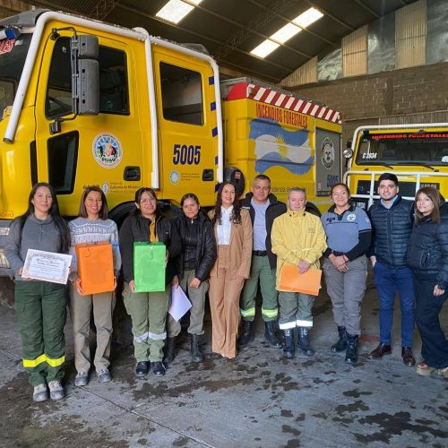 Visita y entrega de Declaración de Interés Parlamentario a la Brigada de Incendios Forestales.