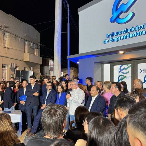 El motor de nuestra economía está en cada catamarqueño y catamarqueña que se anima a emprender, a transformar una idea en realidad.